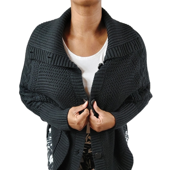 UGG Black Maribeth Cocoon Cape Ribbed Cable Knit Cardigan - Picture 4 of 12